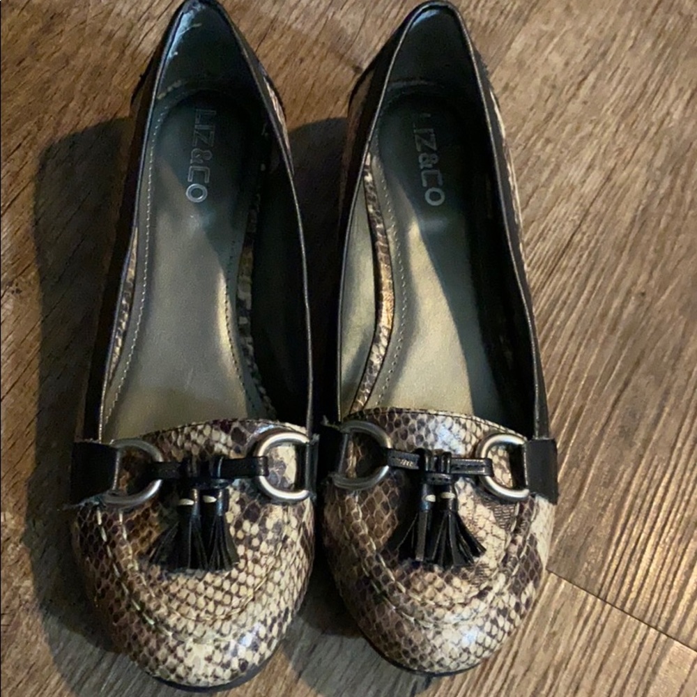 Liz & Co Flats